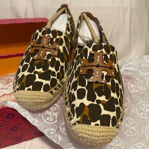 Tory Burch NEW IN BOX- Everly Canvas Leopard Print Espadrilles- size 8